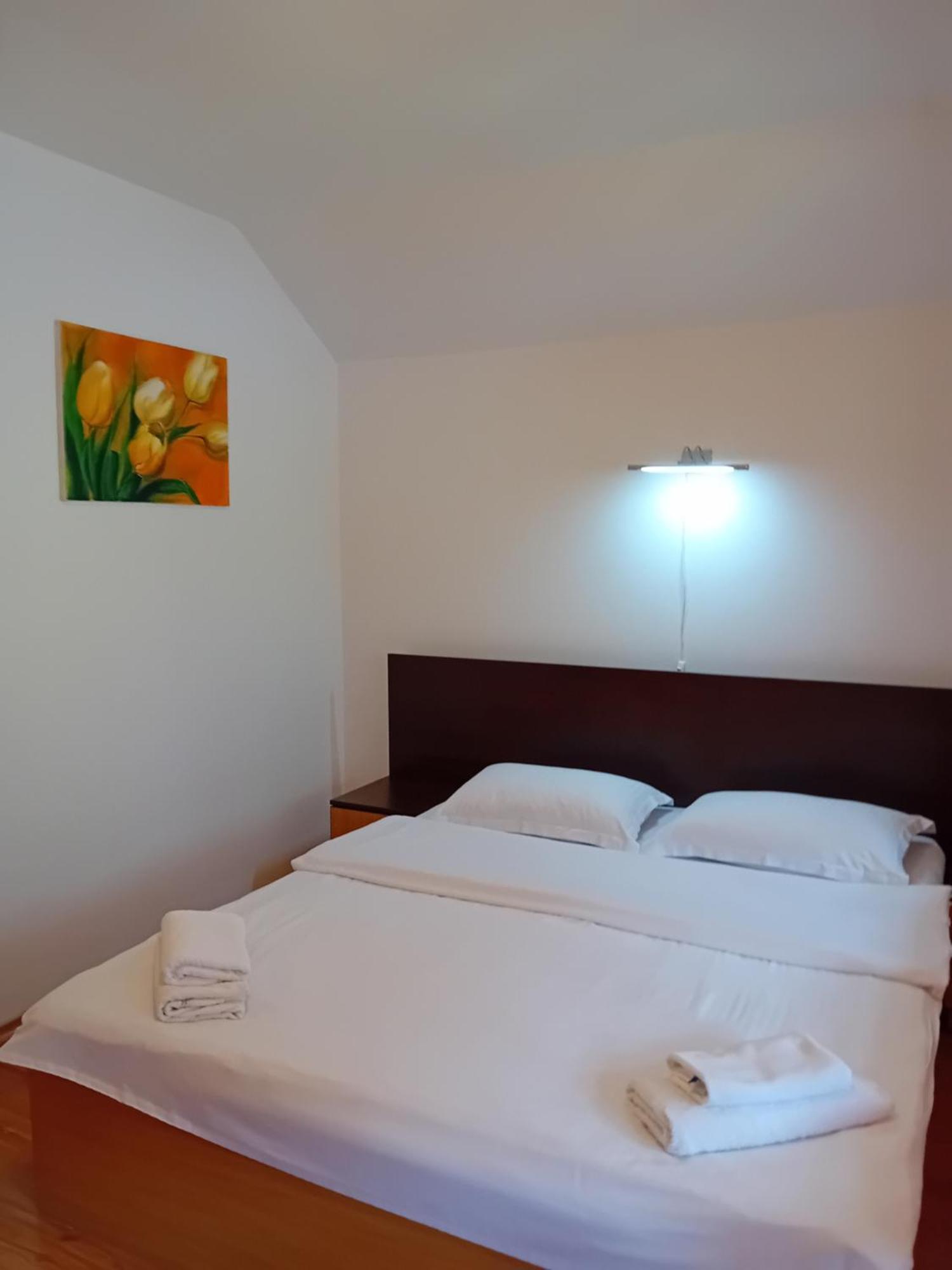 Hotel La Gabi Azuga Habitación foto